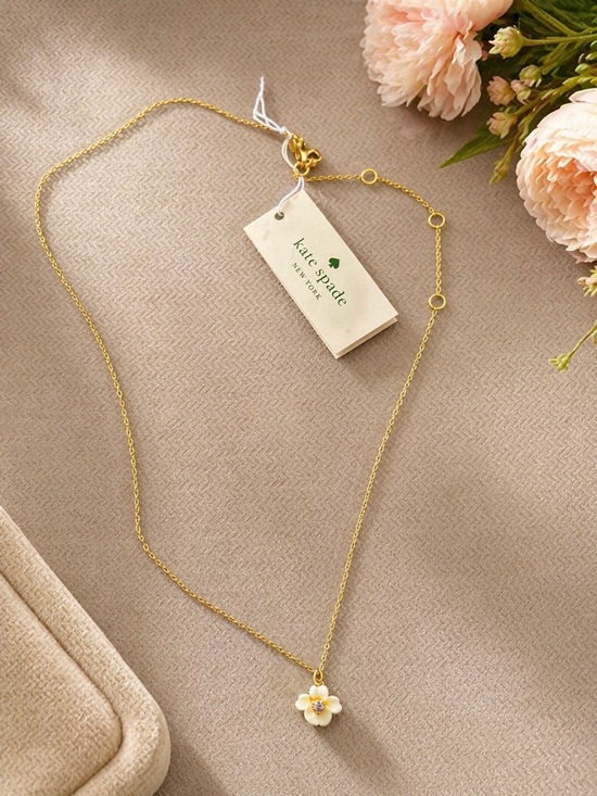 kate spade Jewelry - kate spade Gold Plated White Flower Pendant Necklace NWT $59 MSRP